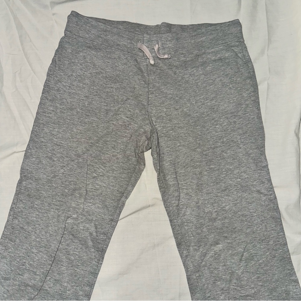 Vintage Y2K SweatPant Capri Pants with cute pockets! - Picture 3 of 16